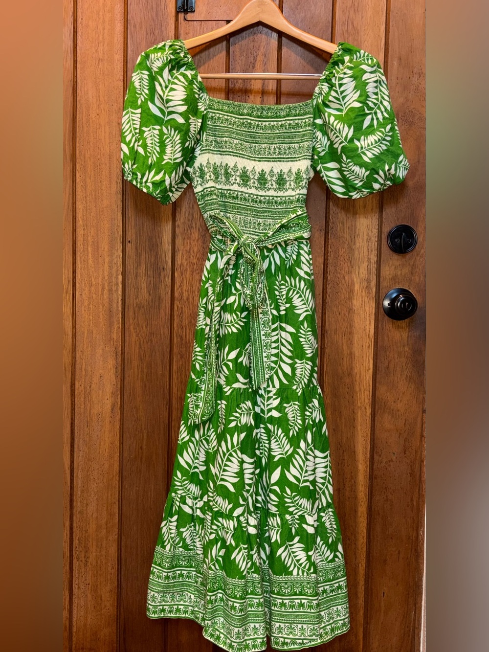 Green and White Leaf-Print Puff Sleeve Smocked Maxi Dress